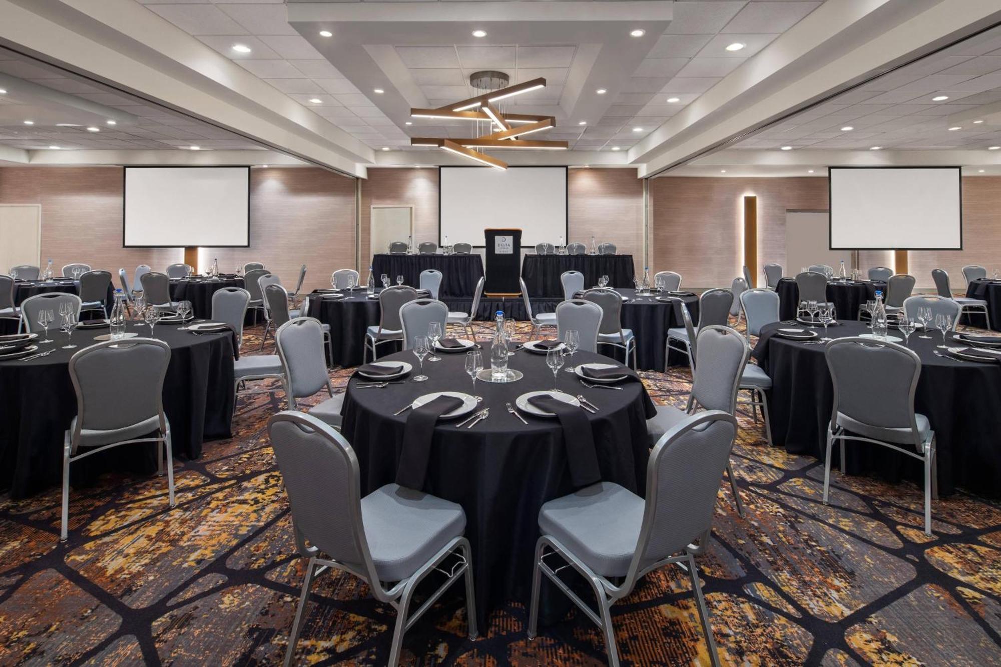 Delta Hotels by Marriott Green Bay Buitenkant foto
